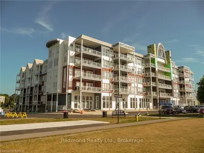 130 WATER Street 504, Gananoque, ON K7G 0A8