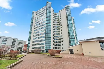 185 Ontario Street 201, Kingston, On K7l 2y7