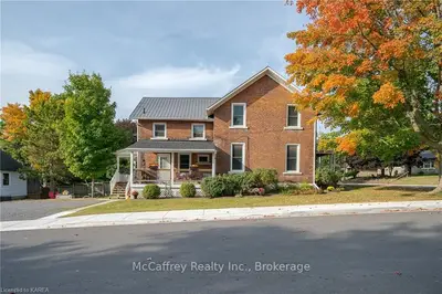 134 Bridge Street, Greater Napanee, On K7r 2e2