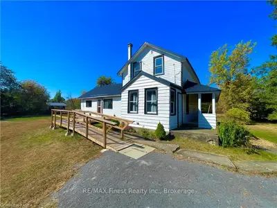 808 County Road 12, Greater Napanee, On, K0k 2w0