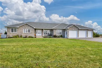 1015 County Road 6, Loyalist, On, K0h 2h0