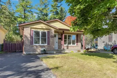 999 Pinewood Place, Kingston, On K7p 1l3