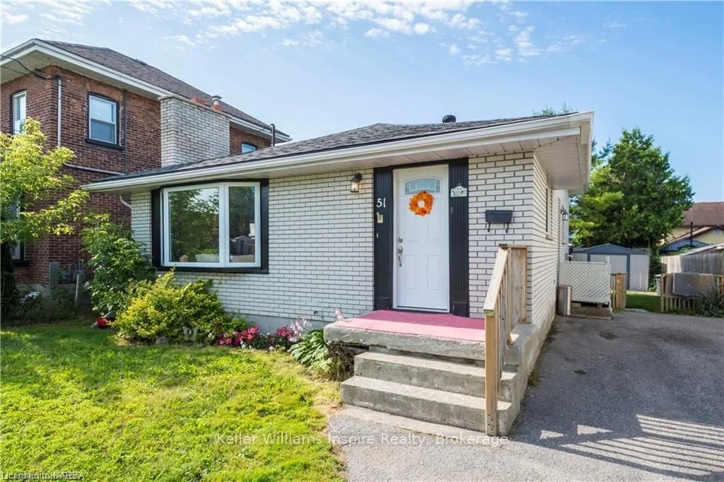 51 Crown Street, Quinte West, On K8v 1p1