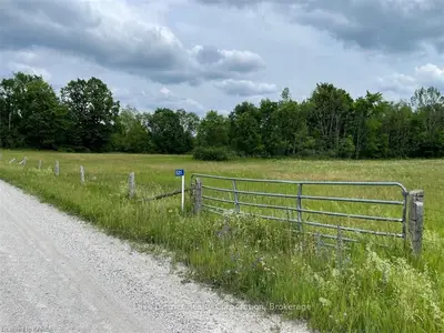 521 FAGAN LAKE Road, Tay Valley, ON K0H 2B0