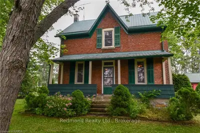 1651 Eden Grove Road, Front Of Leeds & Seeleys Bay, On K7g 2v4