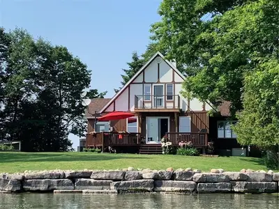 103 Pleasure Point Lane, Frontenac Islands, On K0h 2y0