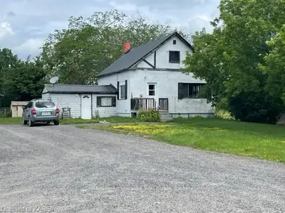 7605 County Rd 2, Greater Napanee, On, K7r 3k6