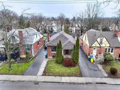 309 Victoria Street, Kingston, On K7l 3z2