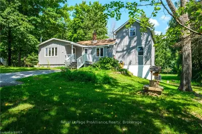 17 Bay Street, Rideau Lakes, On K0g 1p0