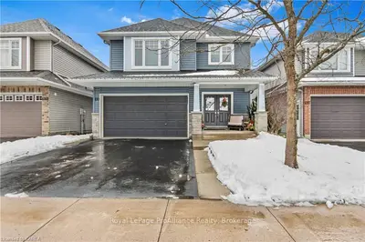 1301 Greenwood Park Drive, Kingston, On K7k 0e3