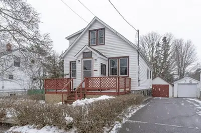 22 North Bartlett Street, Kingston, On K7k 1x7