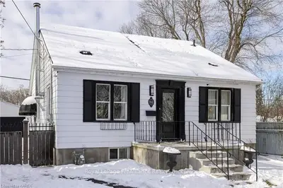 712 Portsmouth Avenue, Kingston, On K7m 1w5