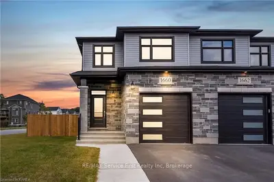 1660 Brookedayle Avenue, Kingston, On K7p 0s9