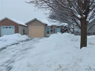 76 Wilson Street, Kingston, On K7k 4z8