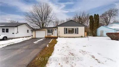 15 EVELYN Street, Kingston, ON K7M 4R6