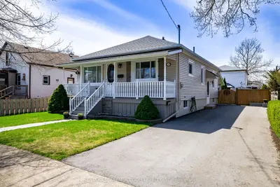 295 Scholfield Avenue S, Welland, On L3b 1n9