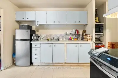 Condo Townhouse in St. Catharines