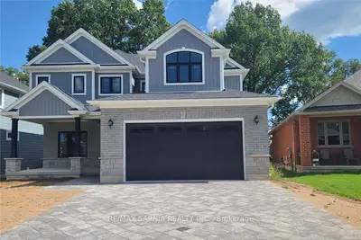 170 Ridge Street W, Strathroy-caradoc, On N7g 3w1
