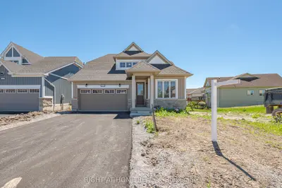 Detached in Loyalist