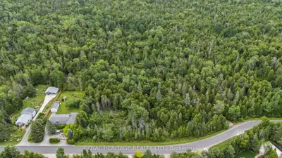 160 Spry Shore Road, Northern Bruce Peninsula, On N0h 1w0