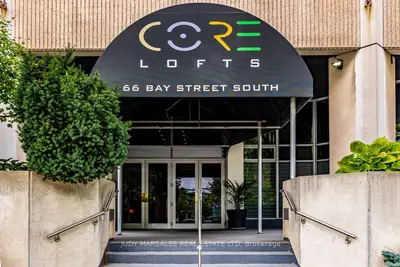 Condo Apartment in Hamilton