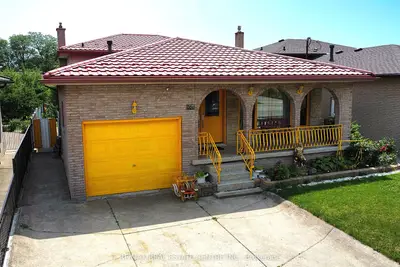 Detached in Hamilton