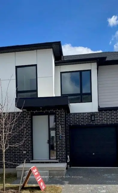 Condo Townhouse in Middlesex Centre