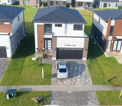 Detached in Middlesex Centre