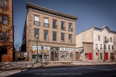2-244 King Street W, Brockville, On K6v 3r8