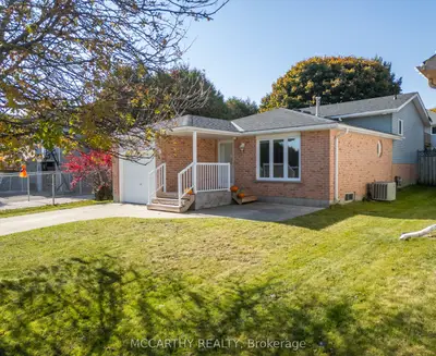 Detached in Shelburne