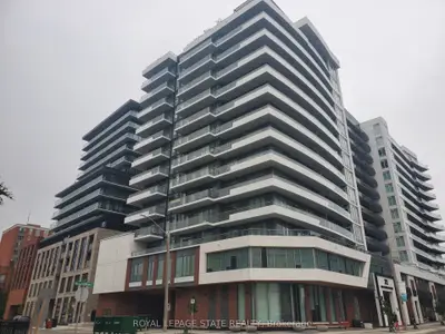 Common Element Condo in Hamilton