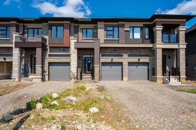 14 Dennis Street, Brantford, On N3v 0c1