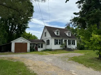 Detached in Quinte West