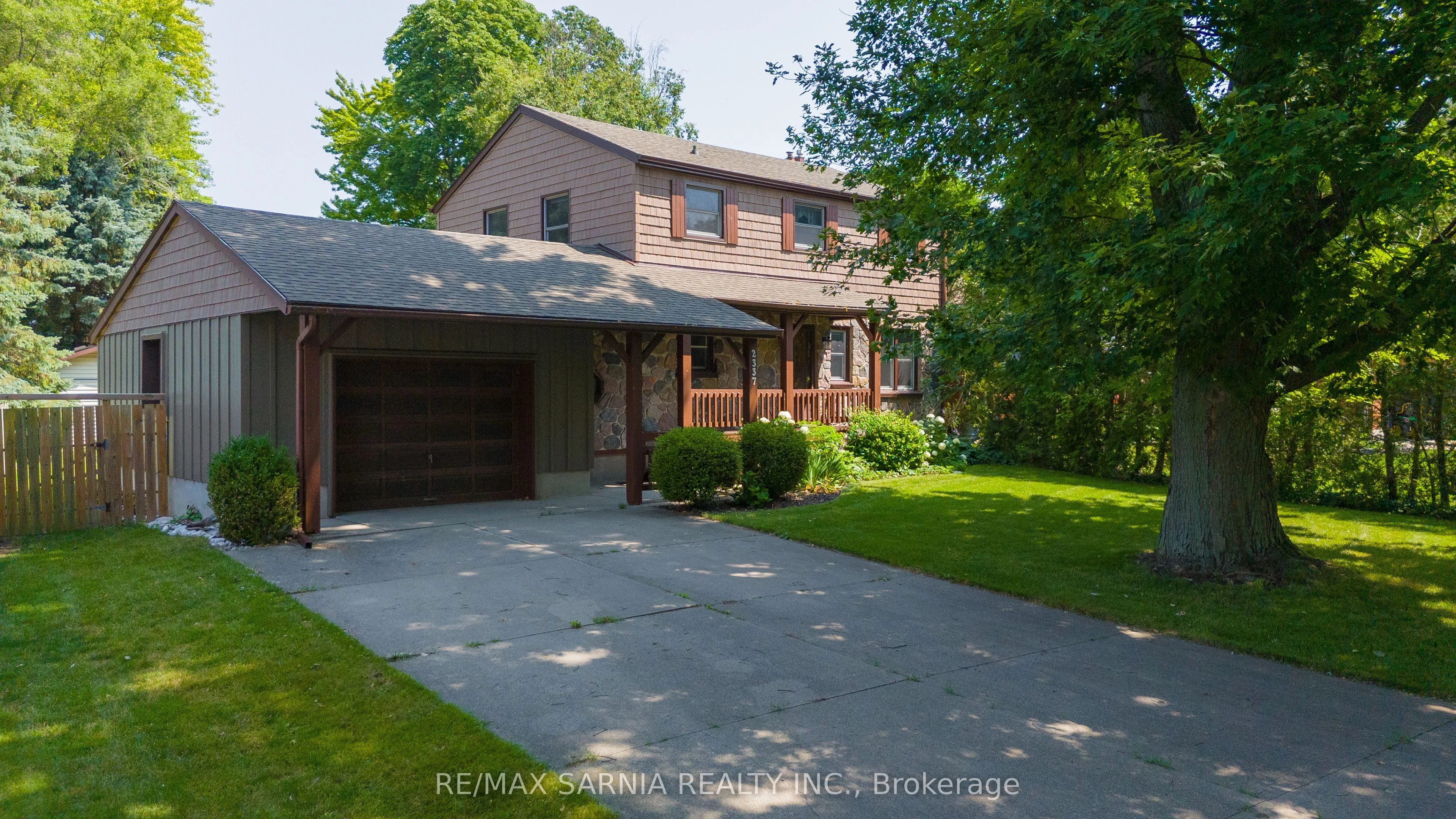 Detached in Sarnia