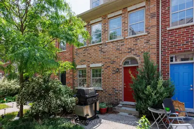 Att/Row/Townhouse in Kitchener
