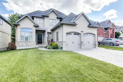 1857 Ballymote Avenue, London North, On N5x 0j3
