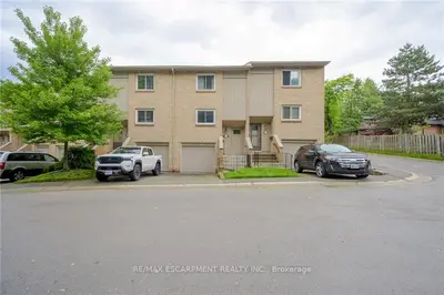 63 Fonthill Road 6, Hamilton, On L9c 6t1