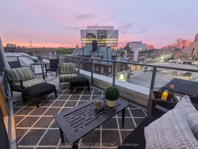 Condo Apartment in Kitchener