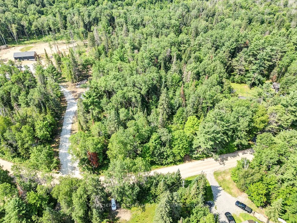 272 Glory Road, Hastings Highlands, ON K0L 1C0