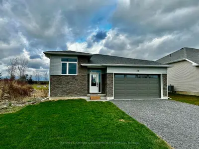Detached in Belleville