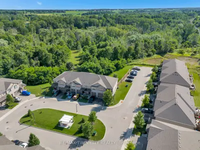 50 Bute Street 13, North Dumfries, On N0b 1e0
