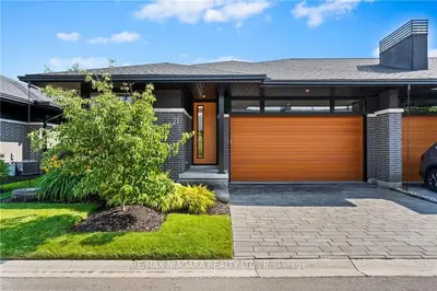 21 Taliesin Trail, Welland, On L3c 0h5