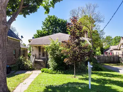 Detached in London East