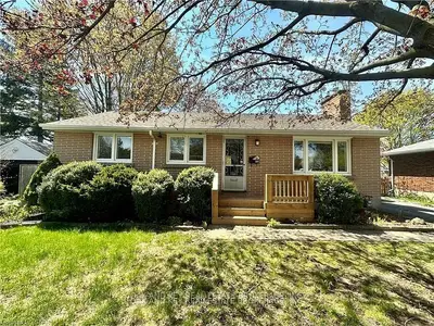 307 Springbank Avenue N, Woodstock, On N4s 7r5