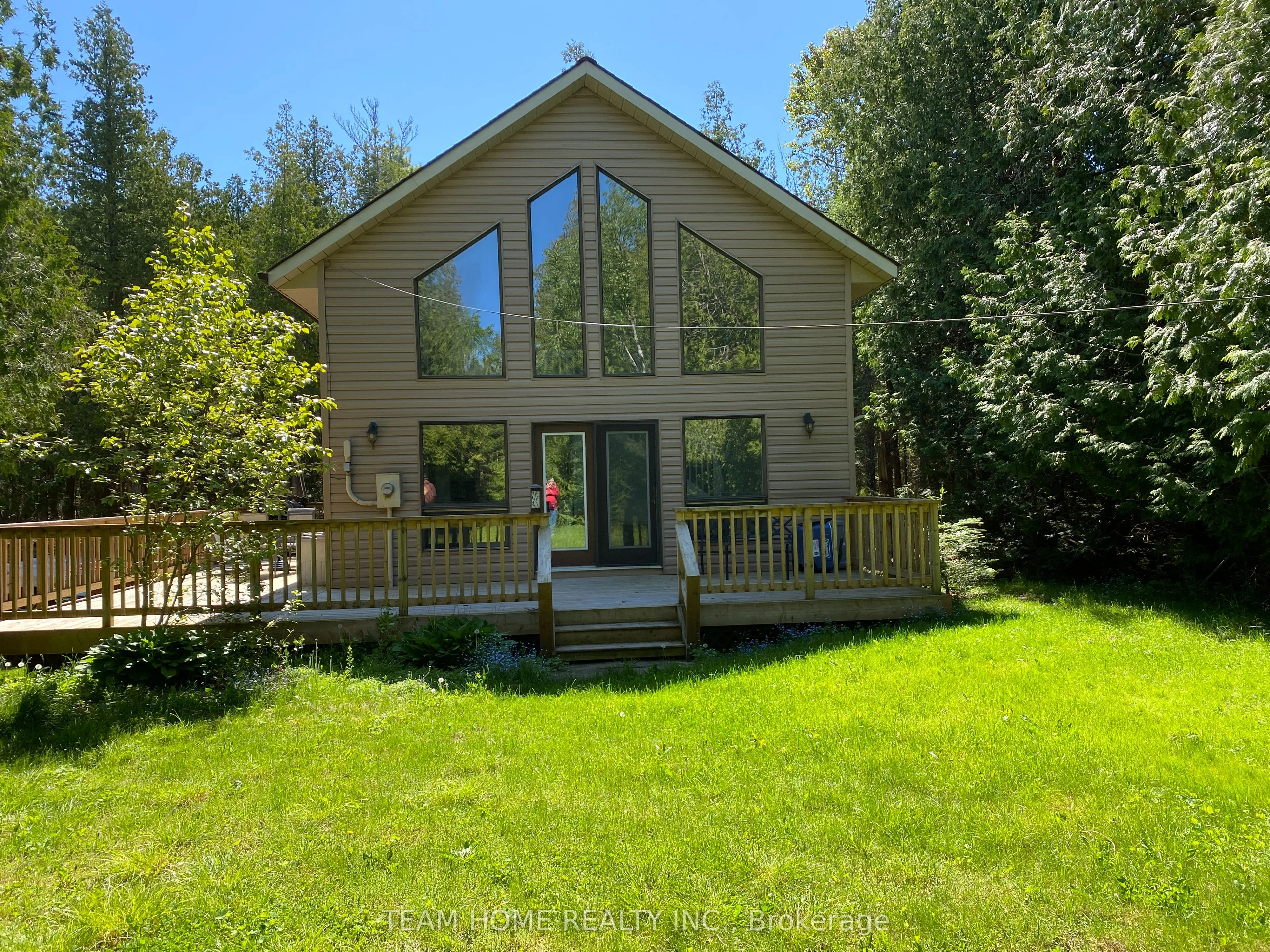 119 Dorcas Bay Road, Northern Bruce Peninsula, On N0h 2r0