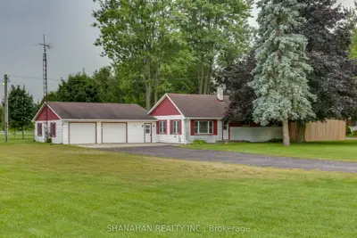 Detached in Warwick