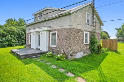1614 County 1 Road, Greater Napanee, On K7r 3l1