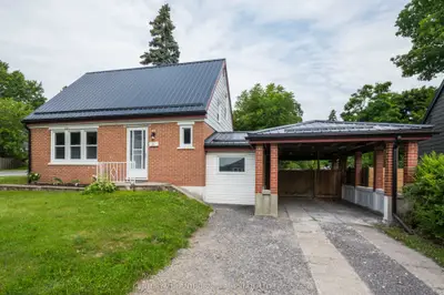 Duplex in Belleville