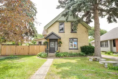1051 Trafalgar Street, London East, On N5z 1g5