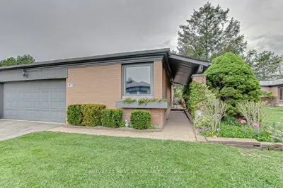 50 Fiddlers Green Road 57, London North, On N6h 4t4